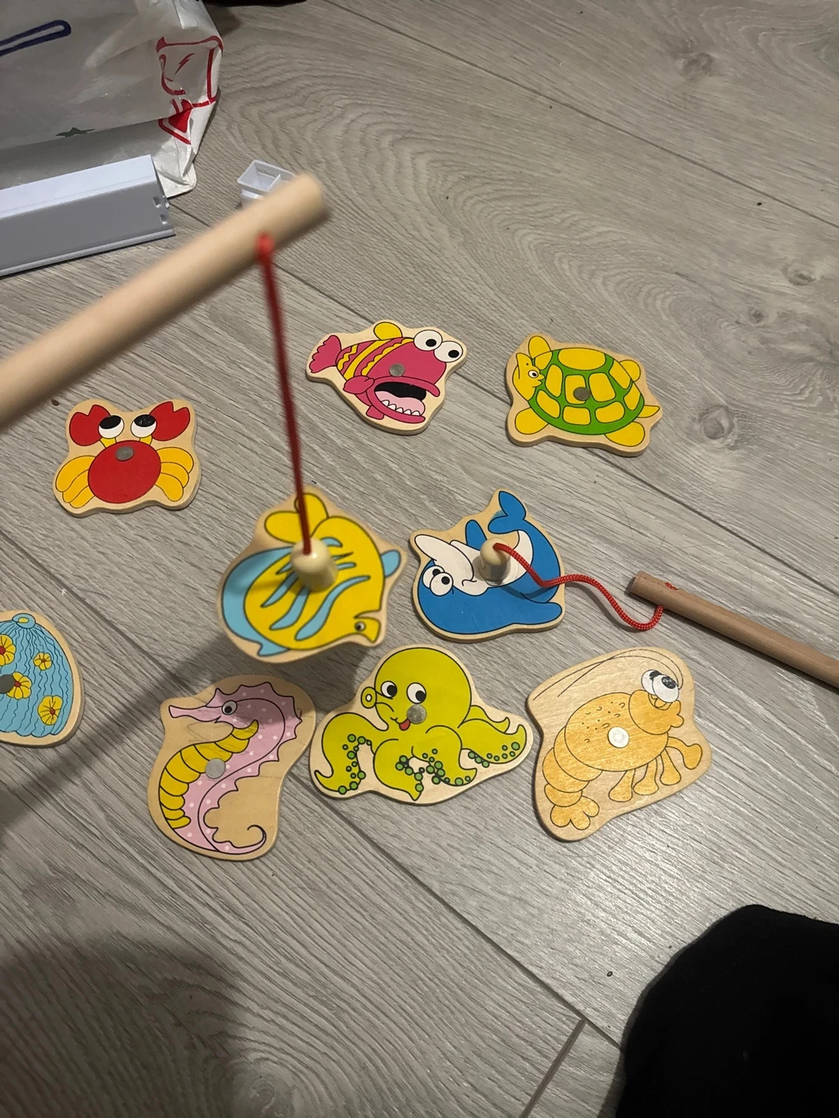 Magnetic wooden fishing game 🐠 – photo 4